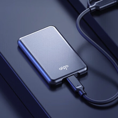 20点开始：aigo 爱国者 S7 Type-c移动固态硬盘 250GB 199元