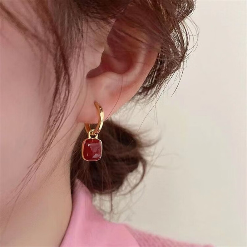 KOSE 高丝 潮红色小巧爱心春季耳环感金属耳扣耳饰气质耳钉女 15.9元（需用