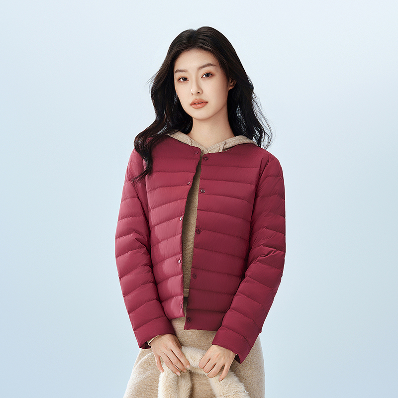 BOSIDENG 波司登 奥莱25秋季新款女短款新年居家羽绒羽绒服外套圆领保暖 249元