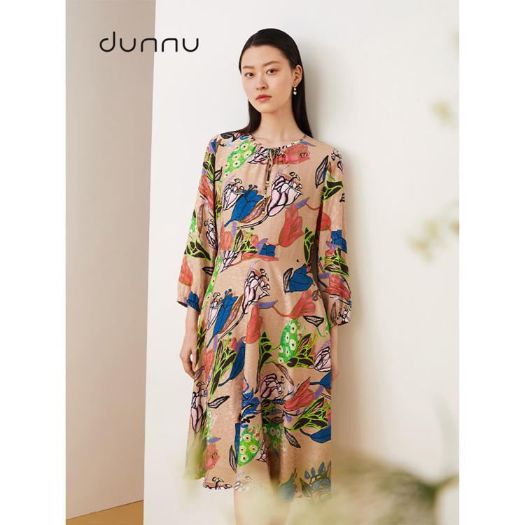 DUNNU 敦奴 女士秋季优雅修身圆领印花含桑蚕丝连衣裙 298元