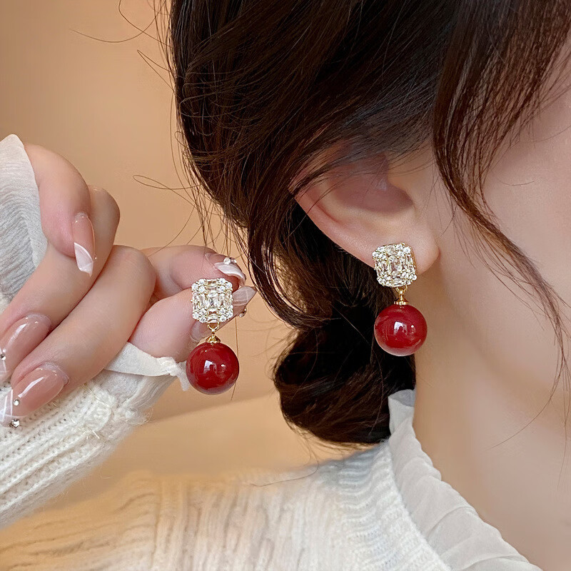 轻奢法式酒红珠珠耳环精致方形锆石时尚气质耳钉小众耳环 29.99元（需用券