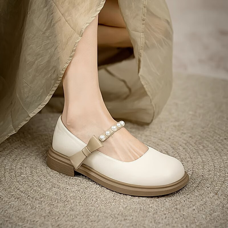 FOURDATRY 法式玛丽珍女鞋新款中跟粗跟小皮鞋英伦风平底气质单鞋 米白色 36 5