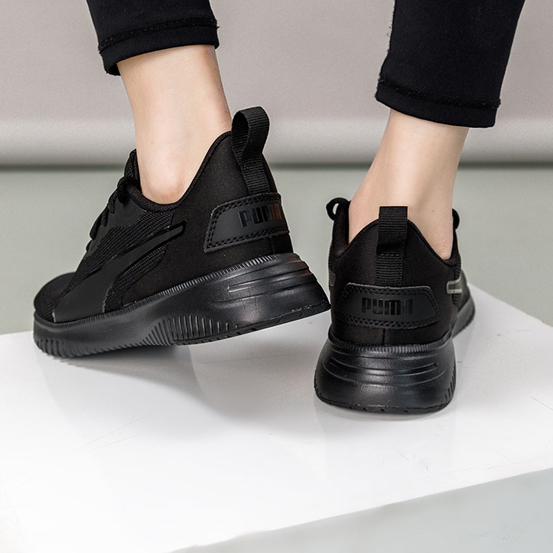 PUMA 运动跑步鞋 195201 84.55元