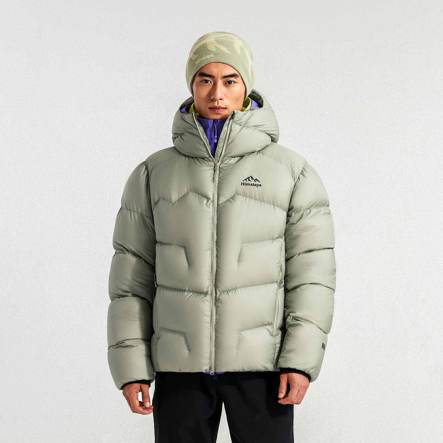 移动端：骆驼 男士户外羽绒服 A15CR07022 1180元（淘金币可抵17.96元起）