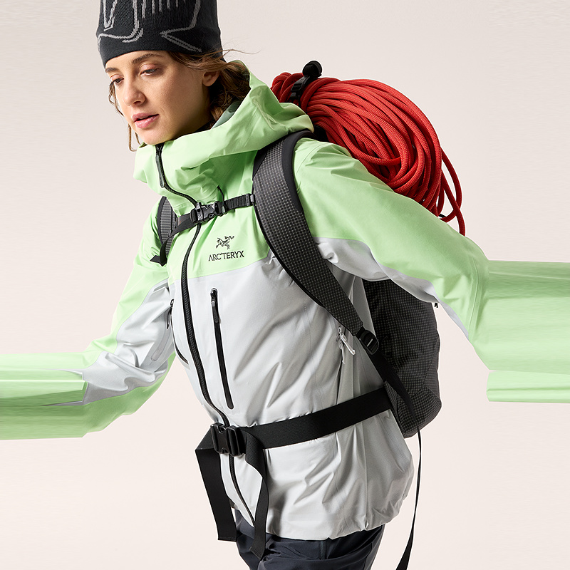 ARC'TERYX 始祖鸟 ALPHA JACKET 女款防水夹克 ALPHA JACKET W 7000元