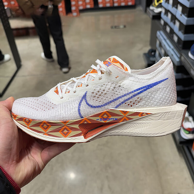 NIKE 耐克 休闲鞋男鞋2024春季运动鞋ZoomX Vaporfly Next 3碳板跑步鞋 FQ7676-100白橙 