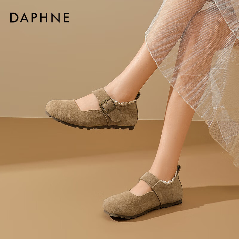 达芙妮 勃肯鞋女新款夏季蕾丝花边平底玛丽珍女鞋软底芭蕾单鞋女JD 卡其色