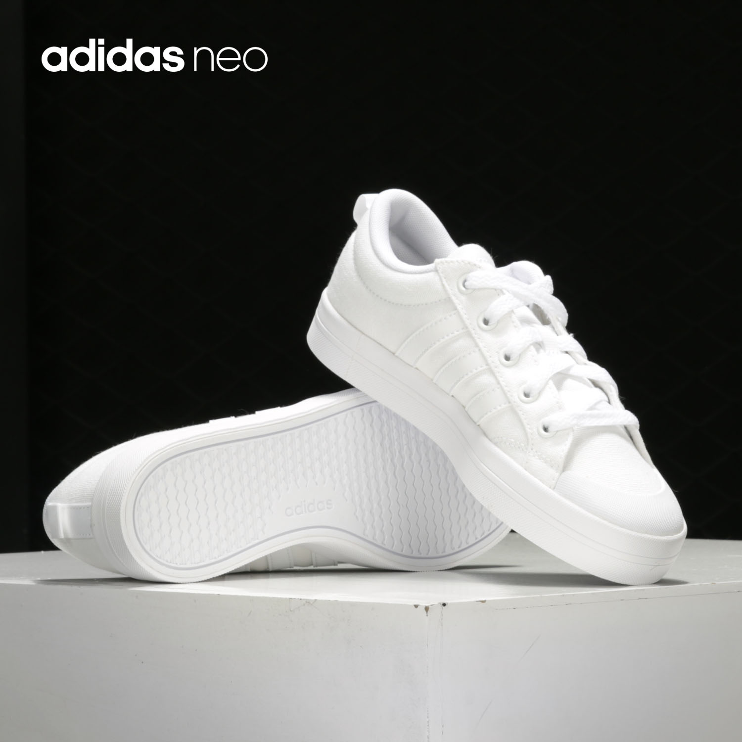 adidas 阿迪达斯 官网 adidas neo BRAVADA 女子休闲运动鞋FV8099 亮白 38.5(235mm) 244元