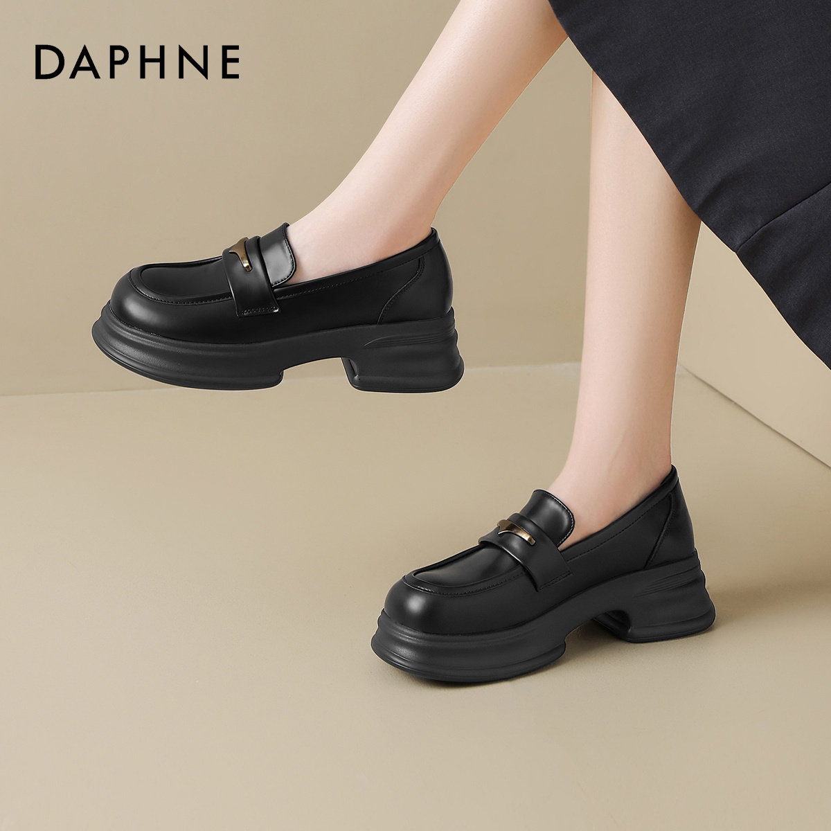 达芙妮 百搭 女士单鞋 59元（需用券）