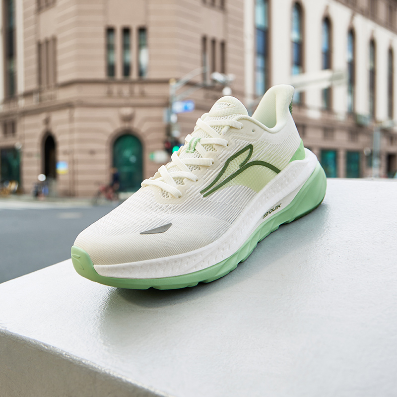 361° 赤焰3SE 男鞋运动鞋减震回弹跑步鞋 99.99元