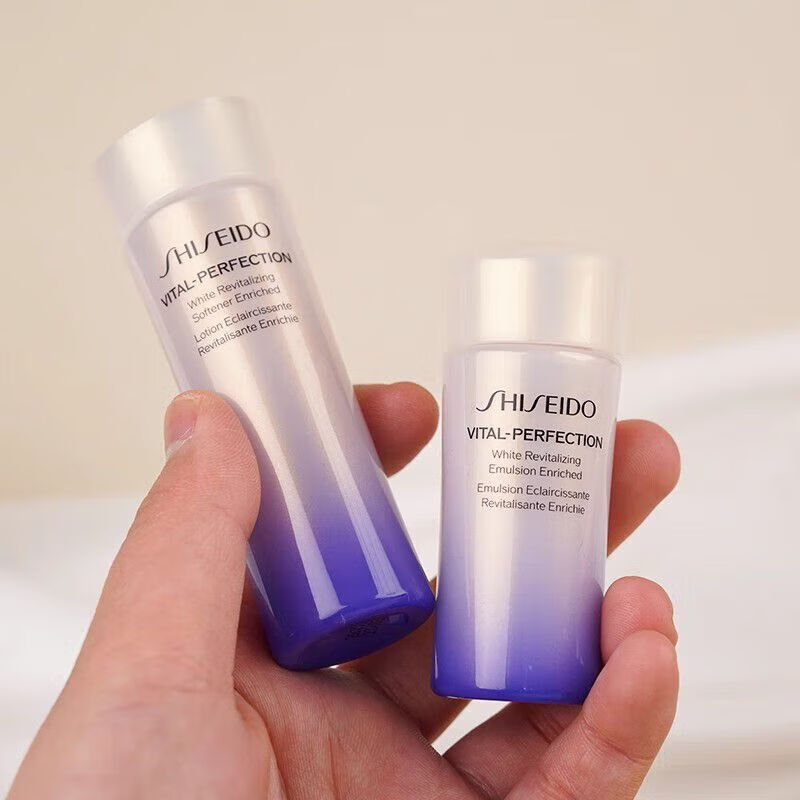 SHISEIDO 资生堂 悦薇珀翡紧颜亮肤水 25m1+亮肤乳15ml套装 清爽型 25.64元