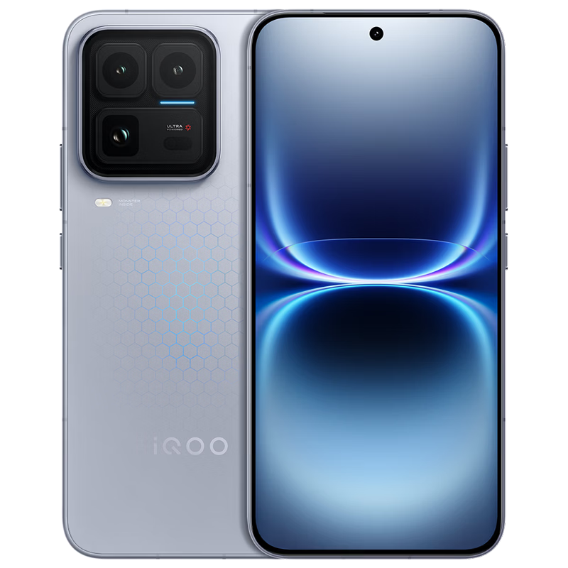 iQOO 15 Ultra 手机 银色 24+1T 6799元