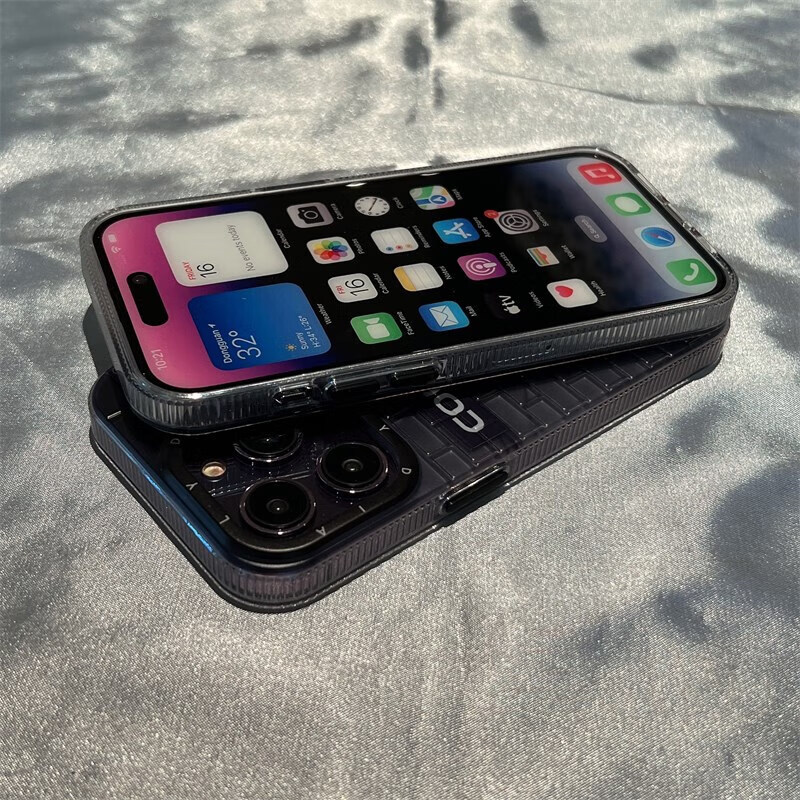 昊穆 iPhone11-14系列 硅胶壳 渐变YEAP紫砖纹 13.52元（需用券）
