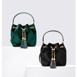 天猫 21日0点、双11预售、前80名： CHARLES & KEITH CK2-50780389 女士丝绒水桶包 252