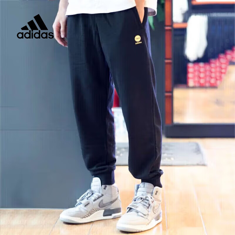 adidas 阿迪达斯 男款休闲裤 IK2449 143元