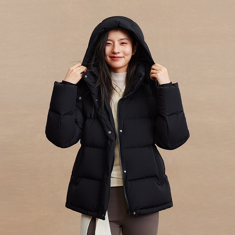 移动端：波司登 城市户外 女款羽绒服 B40145296-户外 1359元（淘金币可抵15.99