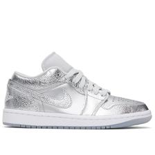 上新！Nike 银色 Air Jordan 1 低帮运动鞋 $130（约934元）