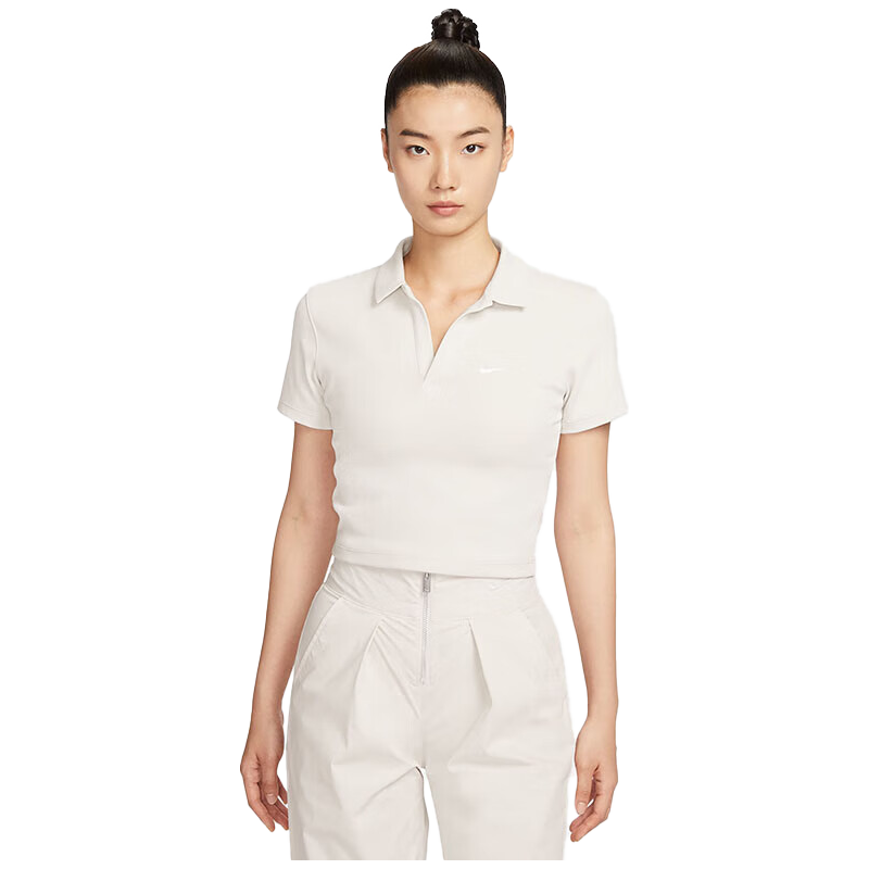 NIKE DV7885-104 女款T恤 98元