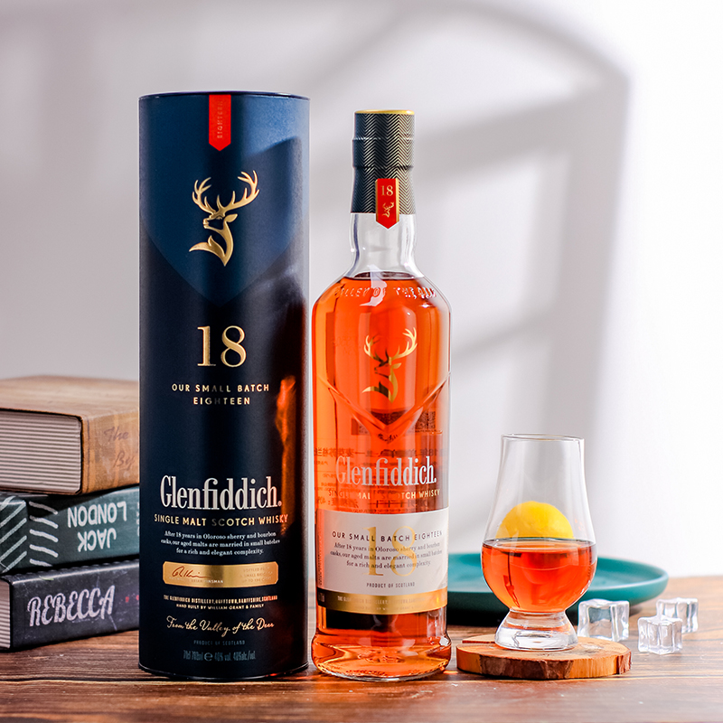 格兰菲迪 英国进口格兰菲迪18年单一麦芽苏格兰威士忌700ml正品 547.2元
