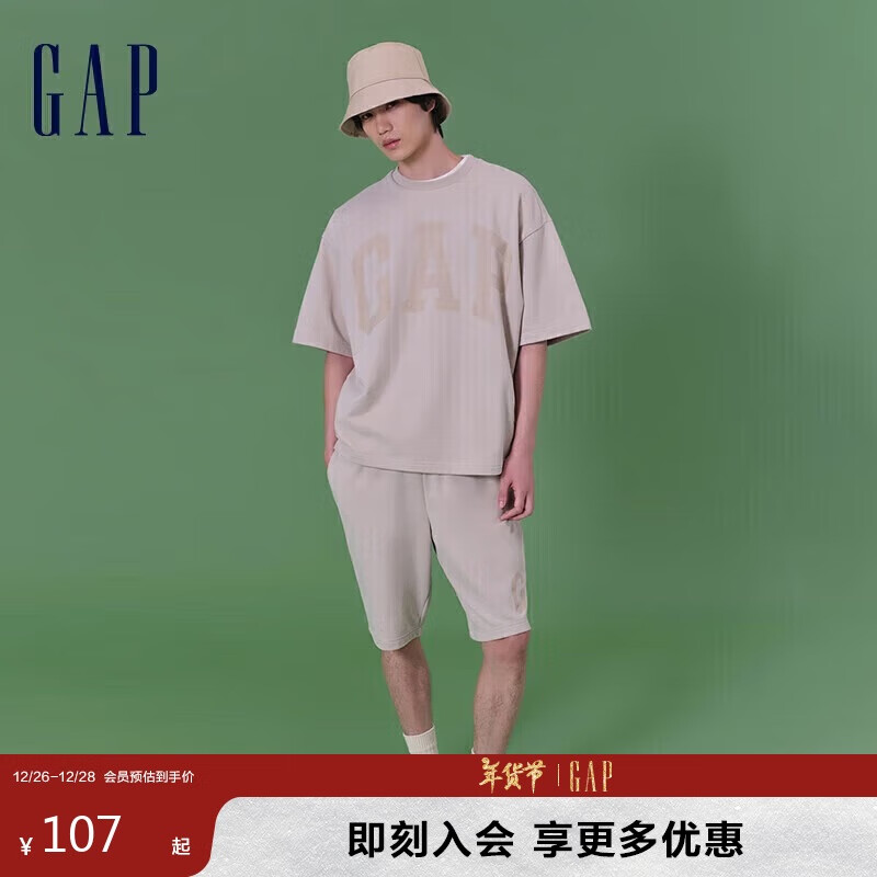 Gap 盖璞 男女装2024春季新款法式圈织柔软logo抽绳短裤休闲裤889603 215.67元（