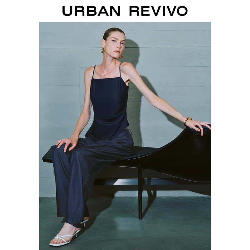 URBAN REVIVO UR2024秋季新款女装魅力氛围感不对称牛仔吊带衫UWG840233 179元（需