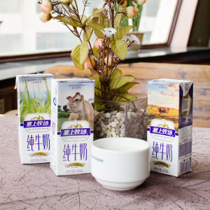 夏进 塞上牧场 全脂纯牛奶 250ml*12盒 蛋白质含量持平特仑苏 39元包邮 京东162元 日期新鲜