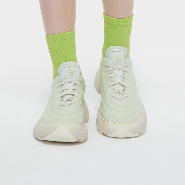 FILA FUSION 女款运动鞋 429元