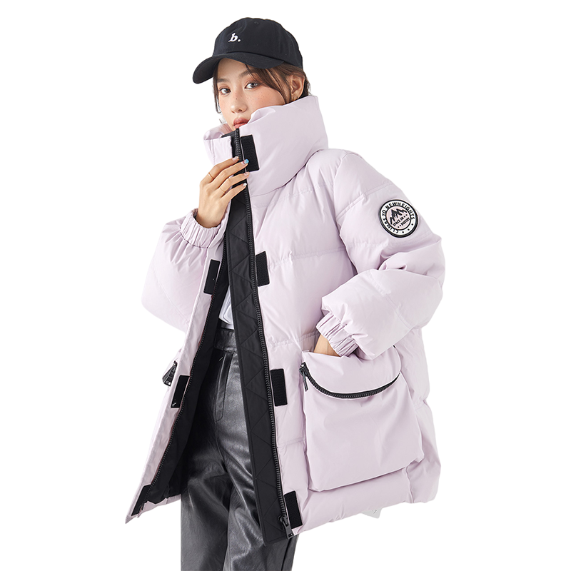 雪中飞 秋冬新品潮流撞色克莱茵蓝工装大口袋女士中长款羽绒服 199元