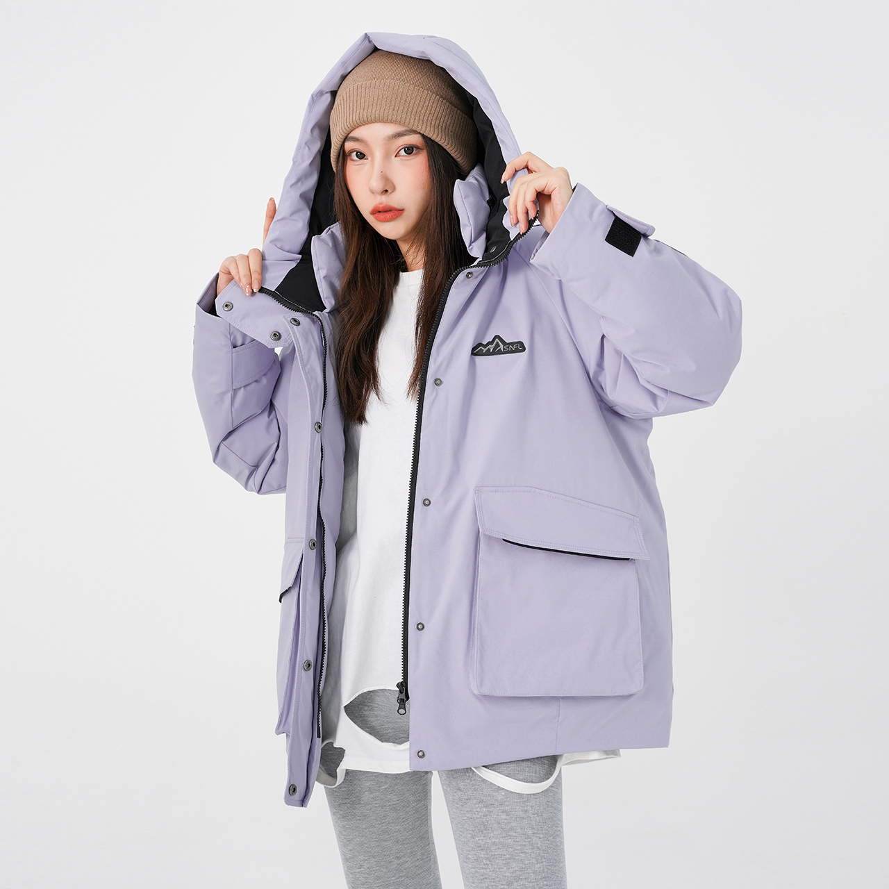 雪中飞 运动休闲户外防水工装羽绒服 189.05元