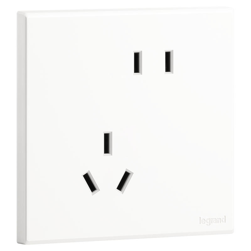 legrand 罗格朗 斜五孔插座 86型 USB一开五孔电源插座 陶瓷白色 3.79元（需用券