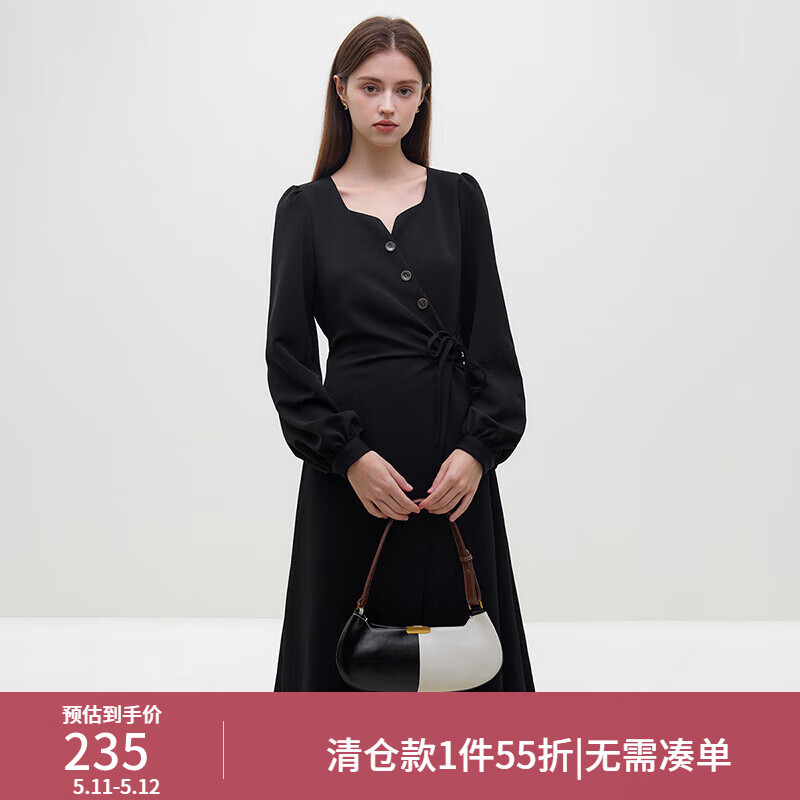 范思蓝恩 23FS14556法式文艺不规则设计连衣裙冬新款V领裙子 黑色 XL 235.95元