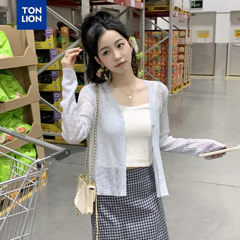 唐狮 女圆领净色肌理短袖线衫 冰蓝 L 19.9元