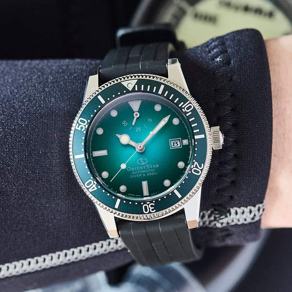 Orient东方双狮旗下高端，Orient Star 东方星 Diver 1964系列 男士机械潜水表折后新低4693.52元（3件9折）