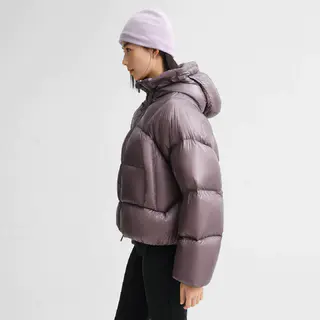太平鸟 AIR PEACE太平鸟 泡芙连帽短款鹅绒服 419.2元 - 86线报 太平鸟 AIR PEACE太平鸟 泡芙连帽短款鹅绒服 419.2元 - 86线报