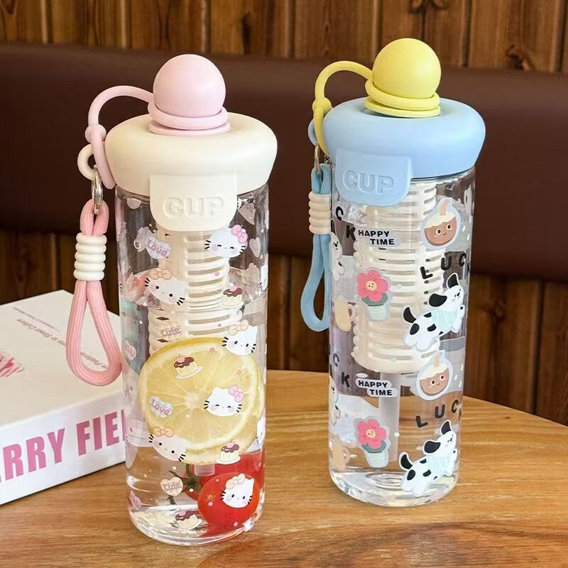 浮球 大容量水杯 女生高颜值学生便携吸管杯 红色 620ml 4.5元