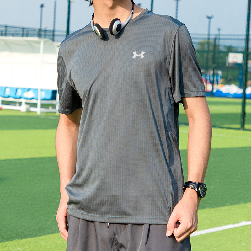 88VIP：安德玛 UA安德玛运动短袖男春季灰色跑步T恤健身训练服半袖1369743-012 1