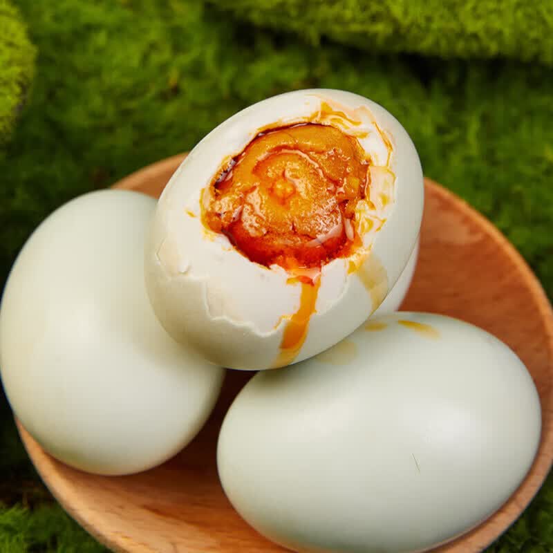 高邮咸鸭蛋 起沙流油 60-70g 即食 4枚 1.77元/四枚！