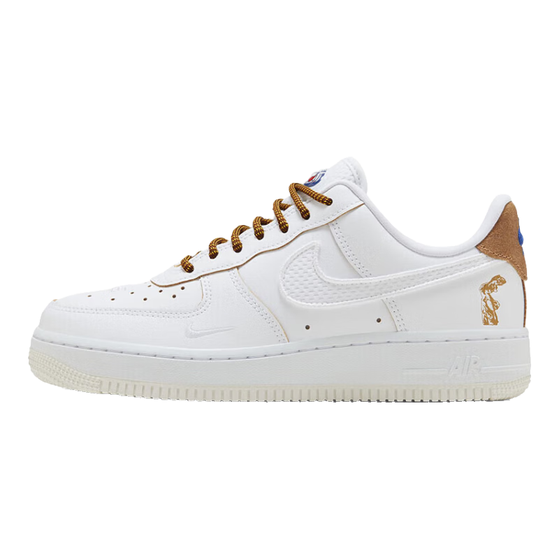 20点：NIKE 耐克 缓震板鞋女空军一号 AIR FORCE 1 运动鞋 HF5716-111 404元包邮