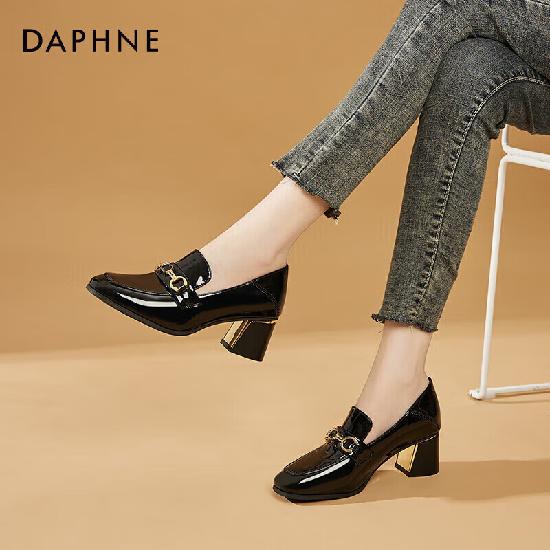 DAPHNE 达芙妮 女士英伦风粗跟高跟乐福鞋 4622404049 269元