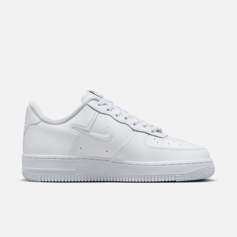 NIKE 耐克 AF1 07 SE 低帮休闲板鞋 FB8251 519元包邮