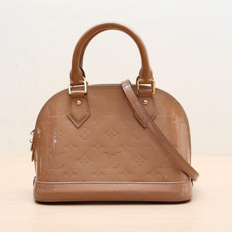 LOUIS VUITTON 路易威登 女士斜挎包 P224085381 2936.45元（需用券）