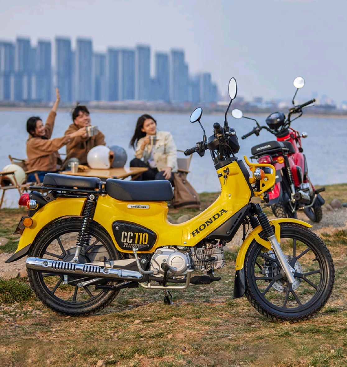 HONDA 新大洲本田 幼兽cc110本田复古弯梁摩托车 HONDA CROSS CUB 凝光黄 全款 12200