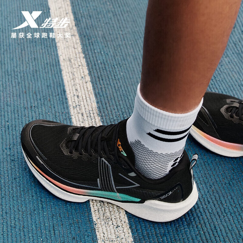 XTEP 特步 360X 男款碳板跑鞋 976119110080 369元包邮（需用券）