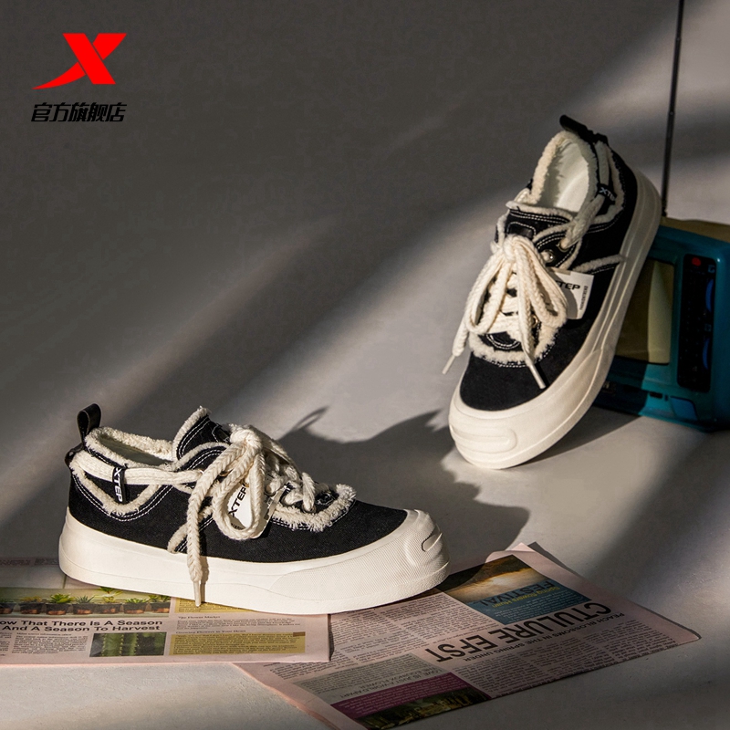XTEP 特步 帆布鞋女鞋2024春夏季新款高帮厚底硫化时尚滑板运动鞋休闲鞋 101.7