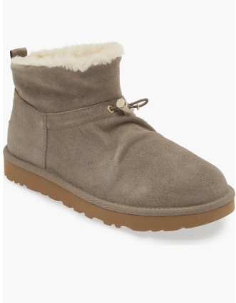 UGG 雪地靴 3.4折 $53.97（约393元）