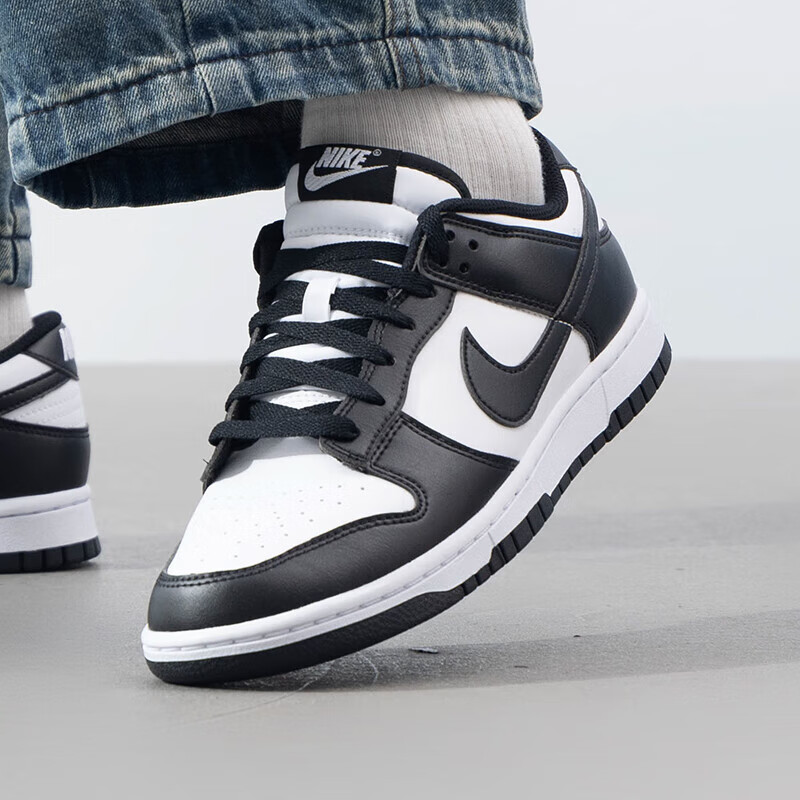 NIKE 耐克 男女款黑白熊猫DUNK运动板鞋HF5441-100 599元