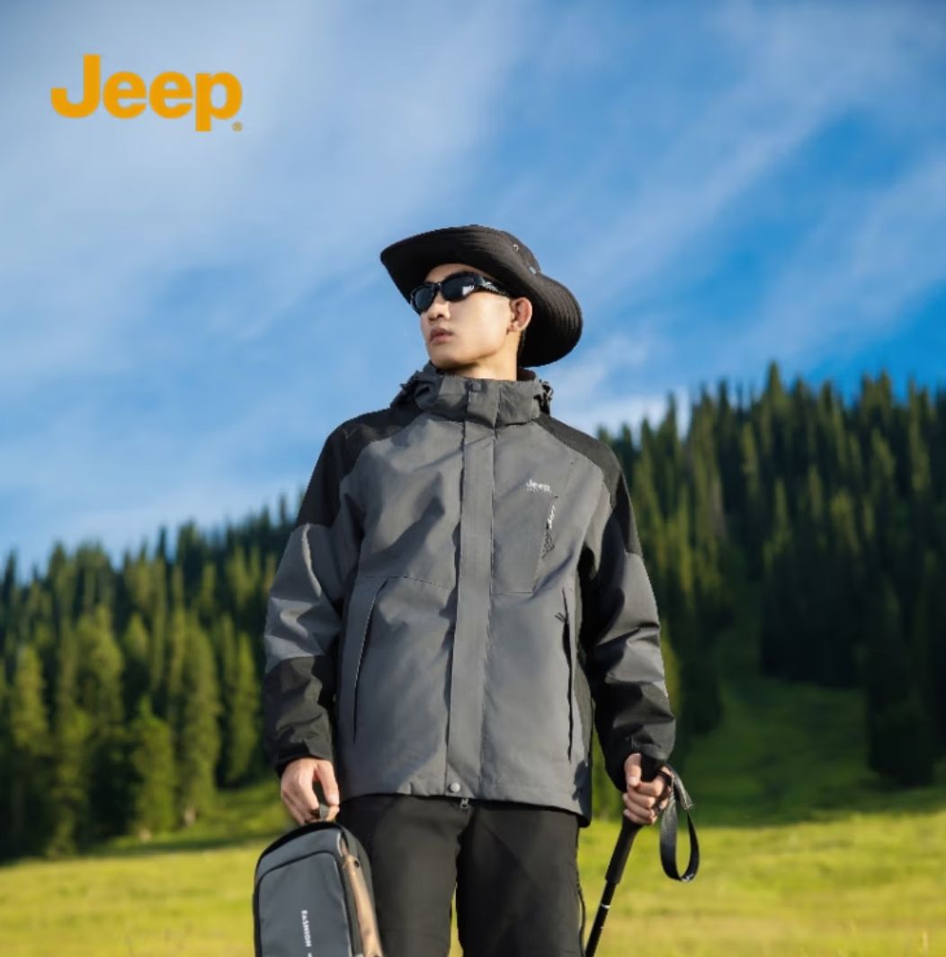 移动端、京东百亿补贴、PLUS会员：Jeep 吉普 男士三合一两件套冲锋衣 赠送