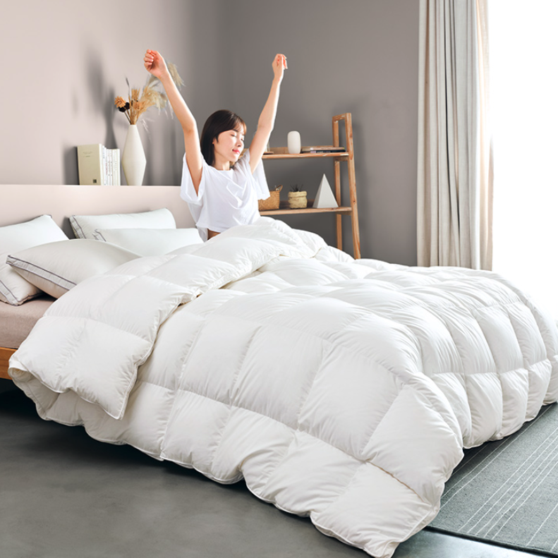 8H Y1C 白鹅绒抗菌冬被 本白色 150*200cm 1099元