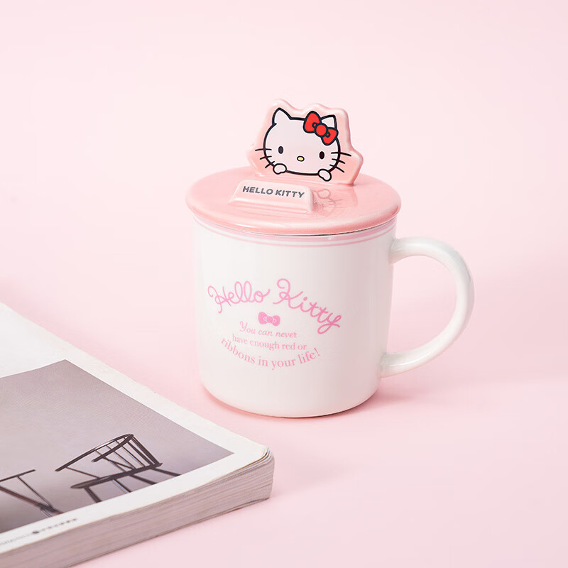 MINISO 名创优品 Sanrio Characters带盖陶瓷杯370mL(凯蒂猫) 17.91元