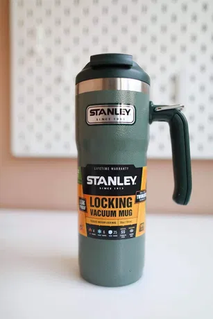 Stanley 史丹利 经典双锁旅行保温杯 567ml新低102.71元